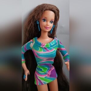 ʕ·ᴥ·ʔ Totally Hair Teresa Barbie Doll